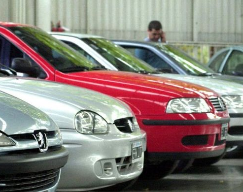 Disminuyó un 2,76% la venta de autos usados en la provincia