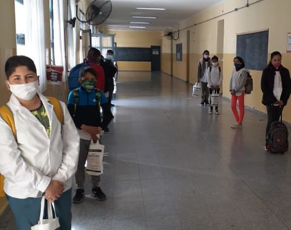 suspendieron las clases de turnos tardes, vespertino y nocturno por el viento Zonda