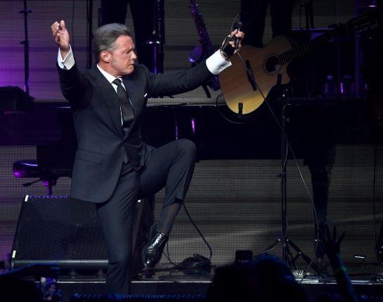 La teoría que indica que Luis Miguel es reemplazado por un doble en sus recitales en Argentina