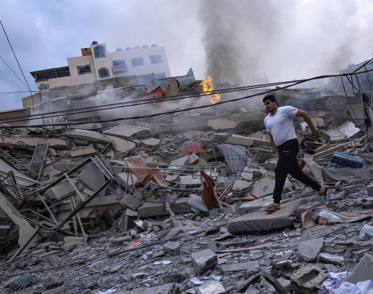 Más de 80 palestinos mueren en nuevos ataques de Israel en Gaza