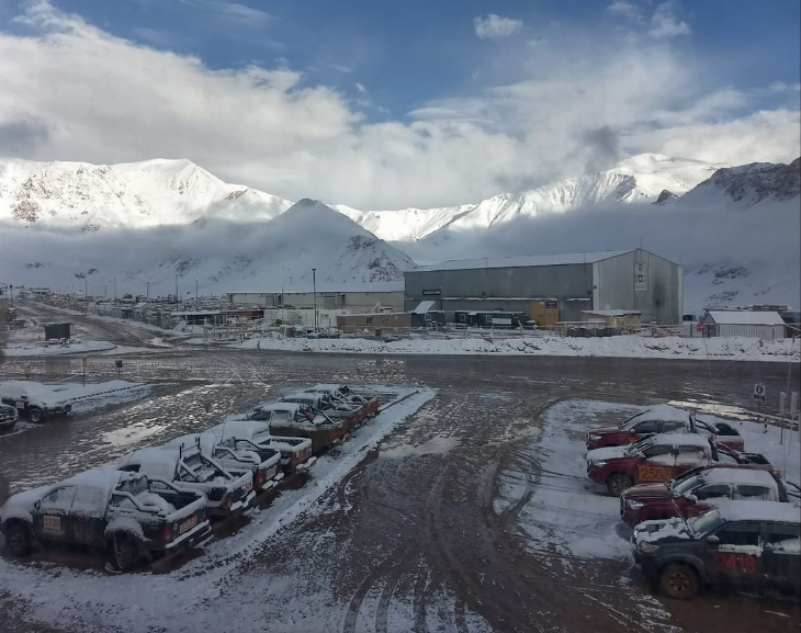 Dicen que continuarán las nevadas en la cordillera hasta el fin de semana