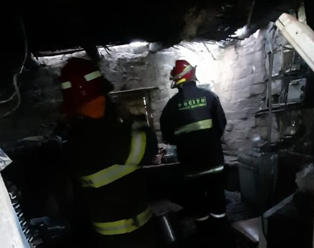 Un hombre perdió sus herramientas de trabajo luego del incendio de su depósito 