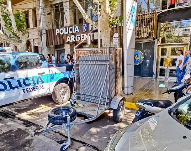 Ambiente inició un nuevo monitoreo en inmediaciones de la plaza 25 de Mayo