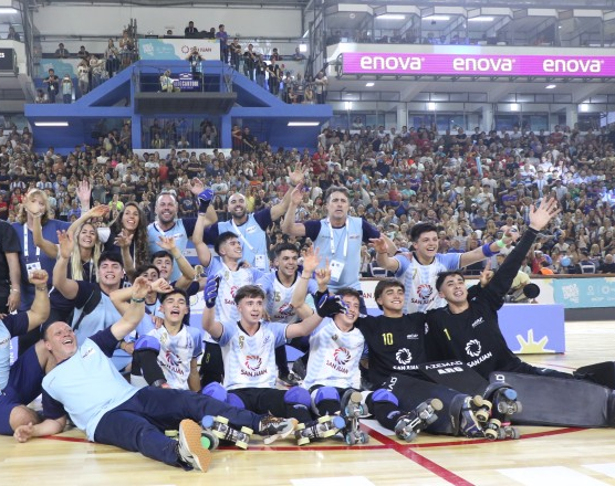 Los pibes le dieron a la Argentina el titulo de campeón en hockey sobre patines 
