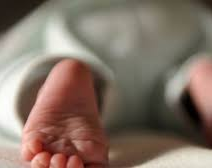 Un bebé de 11 meses falleció ahogado con leche materna 