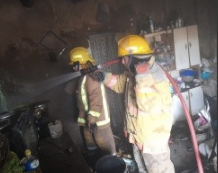 Una fuga de gas generó un incendio en una vivienda 