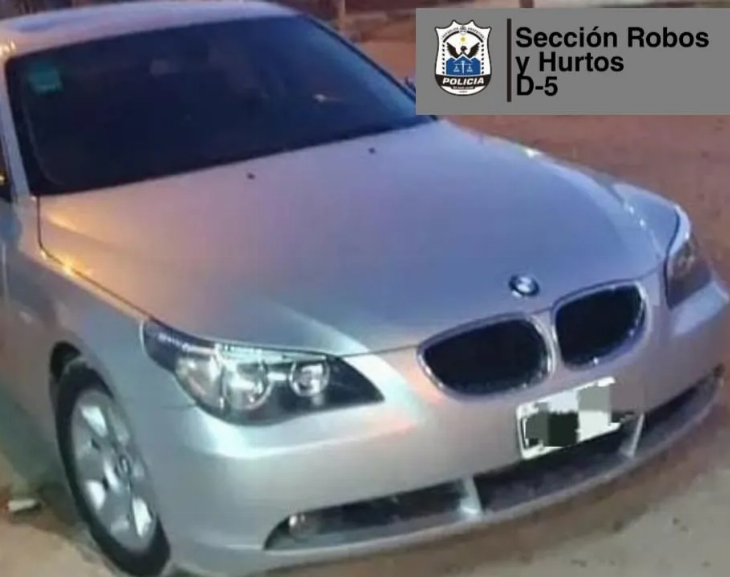 Abandonaron un BMW en pleno centro y la policía investiga el hecho