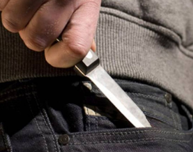 Un hombre apuñaló a su vecino de 19 años en el Barrio Conjunto Único