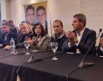 La foto más esperada: Gramajo, Gioja, Aranda y Uñac unidos por Massa Presidente 