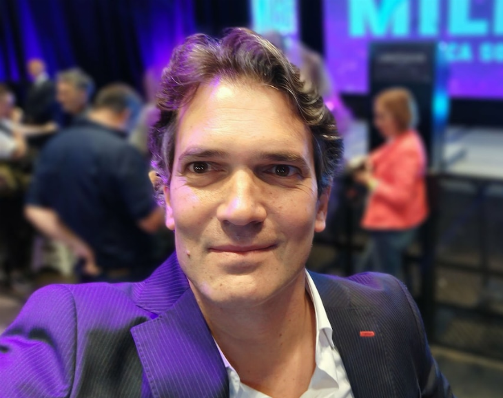 Renuncia y polémica en París: el Gobierno cambió al director de la Casa Argentina