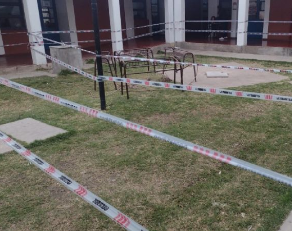 Aislaron una parte de una escuela por temor a un derrumbe del suelo