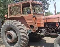 Una nena murió aplastada por el tractor que manejaba su madre 