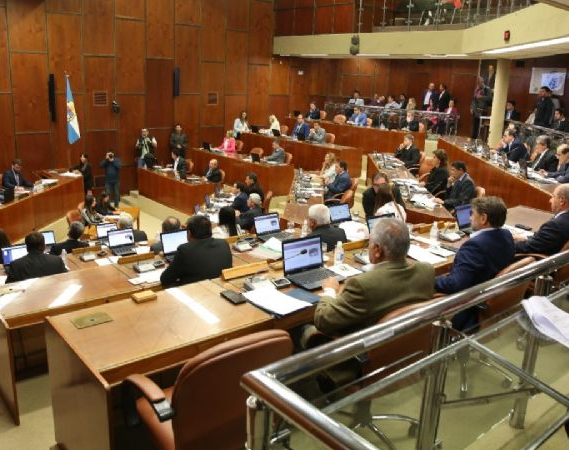 Sesión especial: anularon la ley que fijaba plazos para modificar el Código Electoral