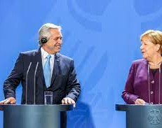 Argentina busca una prórroga de vencimientos de deuda: Fernández mantendrá reunión virtual con Merkel