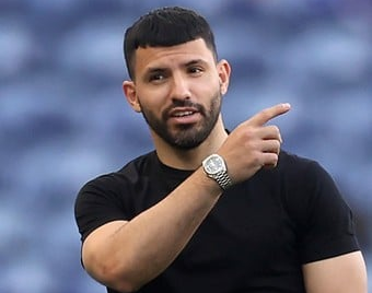 Kun Agüero explicó por qué no quiere vivir en Argentina: "La gente se está yendo a los barrios cerrados"