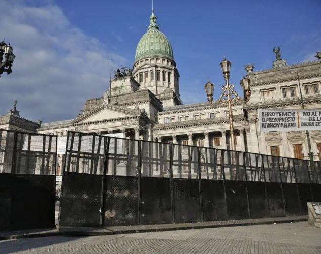 El Senado será vallado para el debate del acuerdo con el FMI