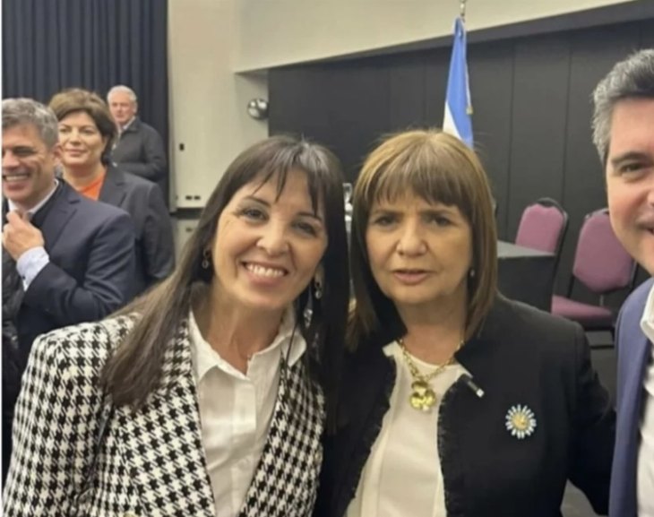 Patricia Bullrich llega a San Juan