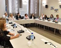 Gremios docentes acordaron aumento del 33% por todo el 2020