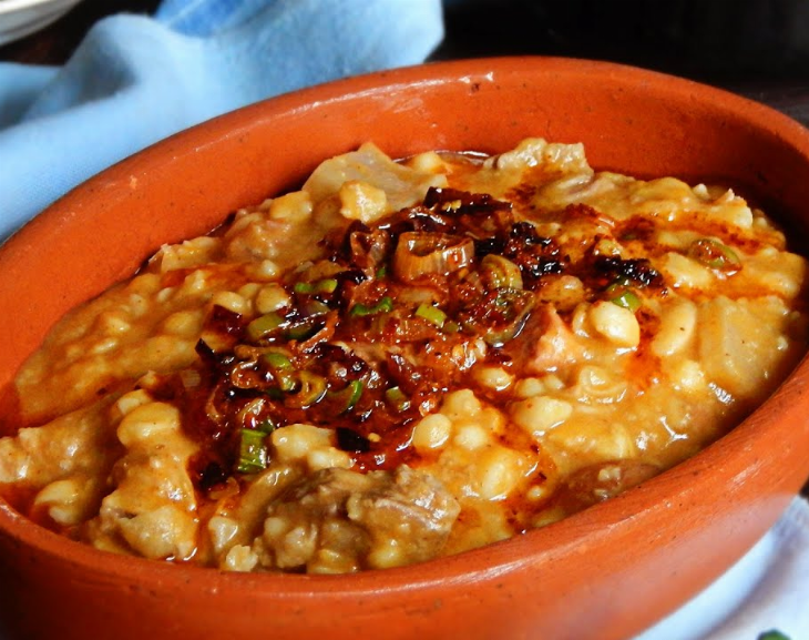 Locro patrio: Por una porción podes llegar a pagar hasta 800 pesos