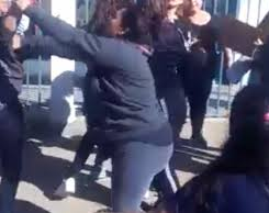 Son mujeres, se pelearon a cuchillo en mano y una de ellas murió