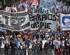 Los movimientos sociales rompieron con el Frente Todos y se arman para el 2023