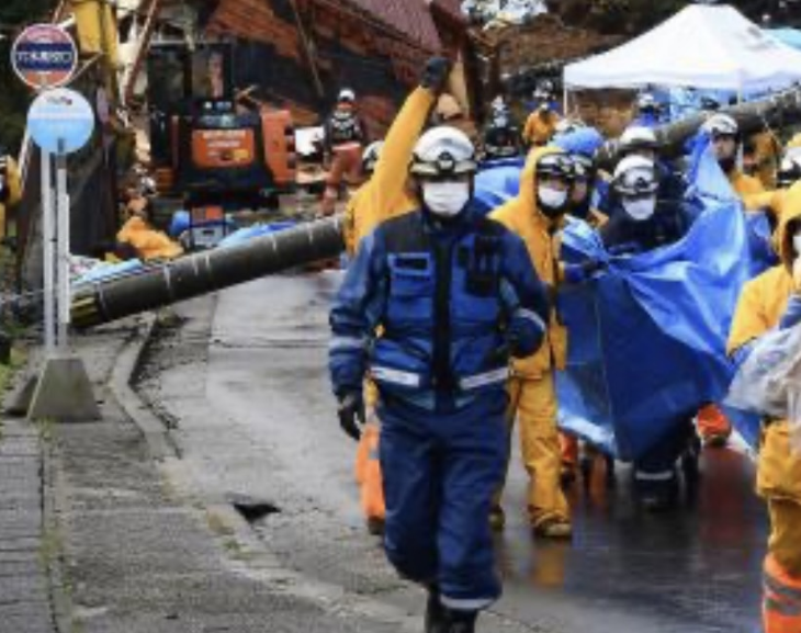 A cinco días del sismo, hallaron viva a una mujer de 90 años bajo los escombros
