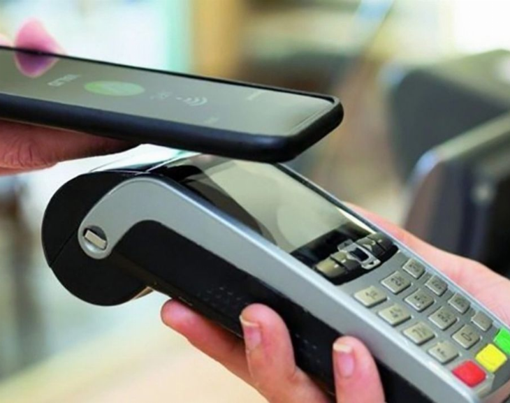 El Gobierno busca acordar la próxima semana con billeteras virtuales la devolución de IVA