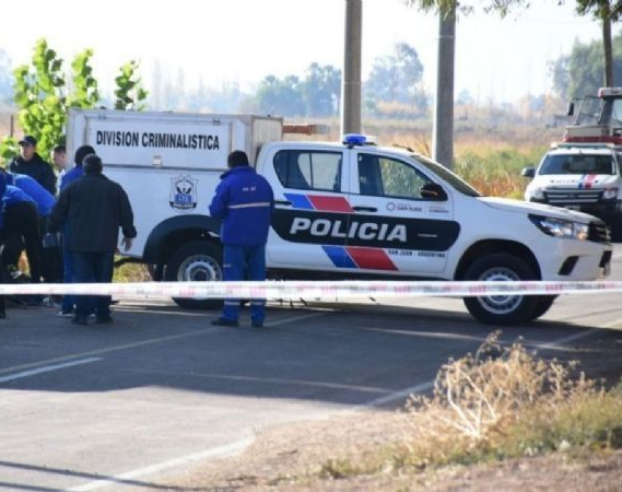 Una joven ciclista fue atropellada por un camión y falleció