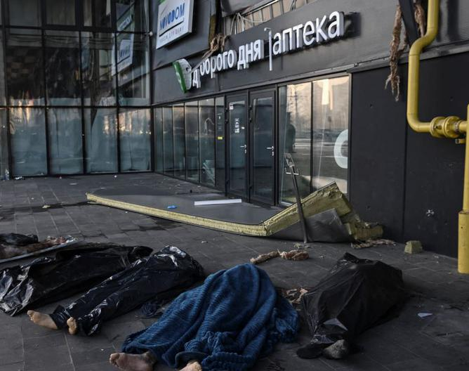 Putin atacó un centro comercial en Kiev y hay al menos ocho muertos
