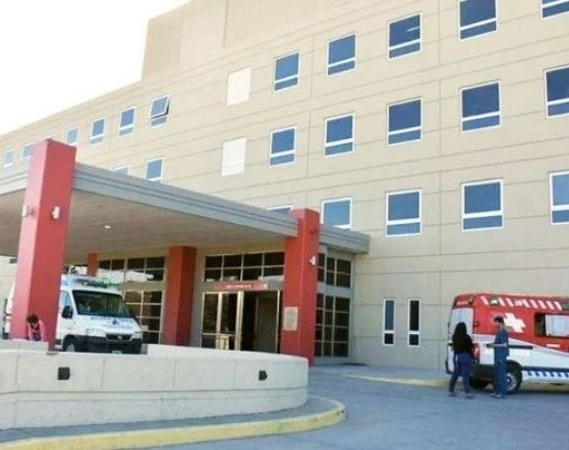 Conmoción por la muerte de un niño de 12 años que llegó sin vida al Hospital Rawson