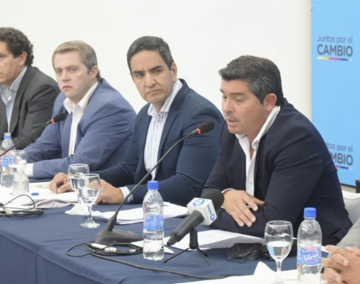 La oposición denunció campaña sucia y de desprestigio 