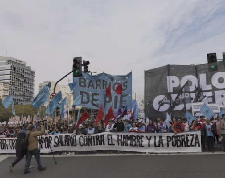 El Gobierno habilitó la línea 134 para que beneficiarios de planes sociales denuncien amenazas de los dirigentes piqueteros