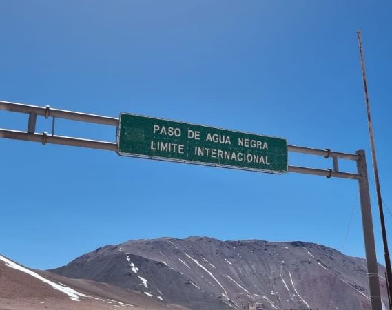 Abrió Agua Negra y en el primer día pasaron a Chile mas de 100 autos