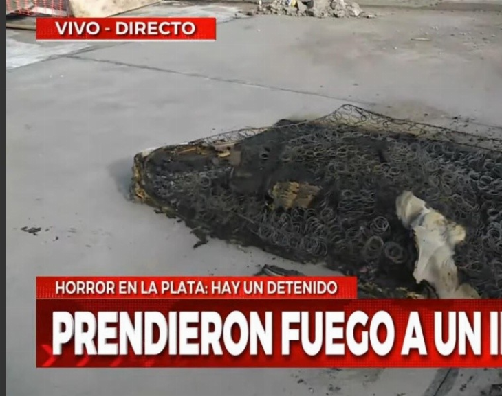 Prendieron fuego a una persona indigente mientras dormía en una estación