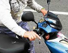 En tres meses le robaron dos motos a una empleada del Casino
