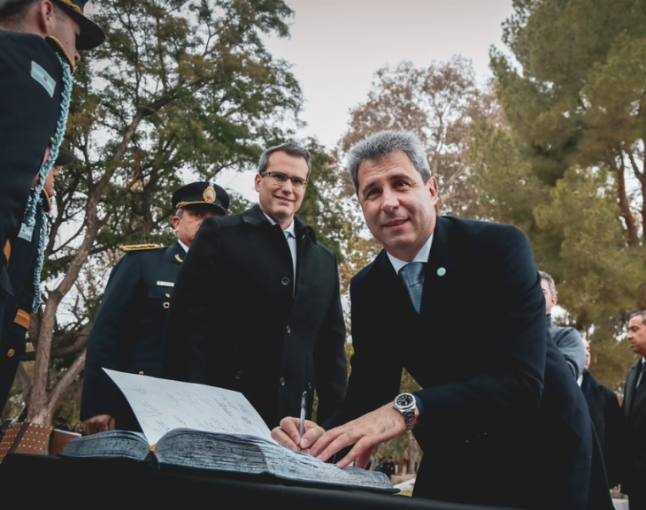 Uñac habló sobre su futuro político 