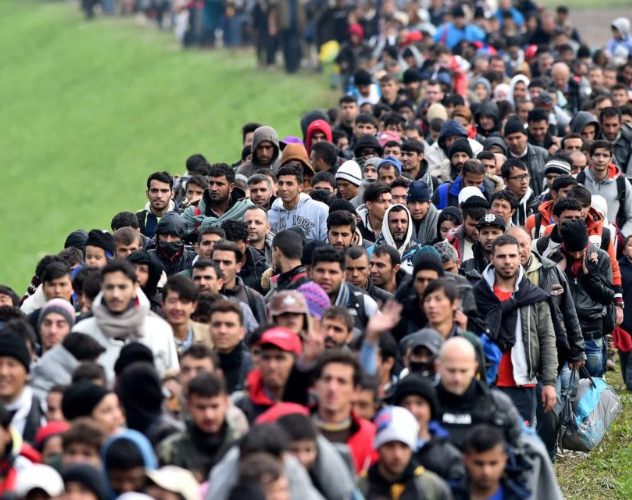 El número de personas refugiadas en el mundo alcanzó los 100 millones