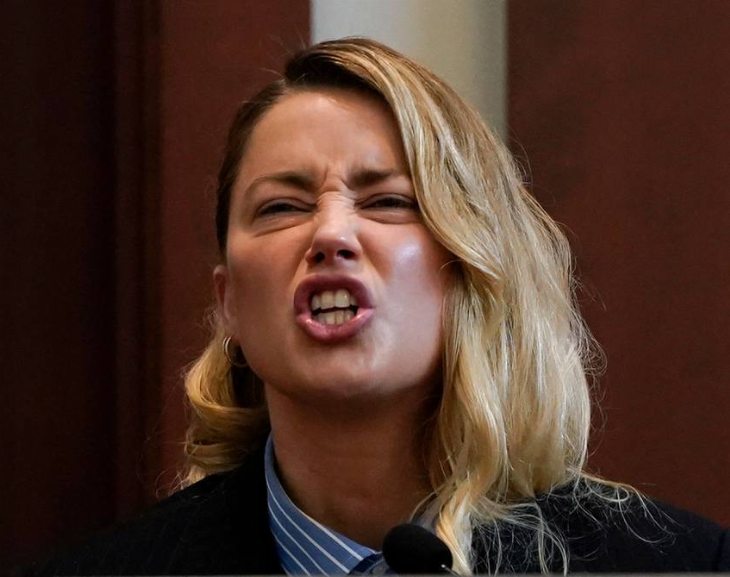 Amber Heard declaró que Johnny Depp la violó con una botella