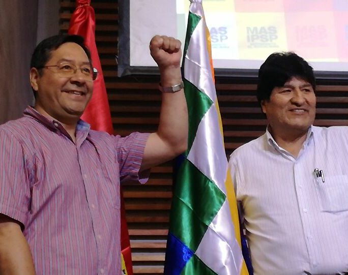Evo Morales anunció que retornará a Bolivia y agradeció a Fernández
