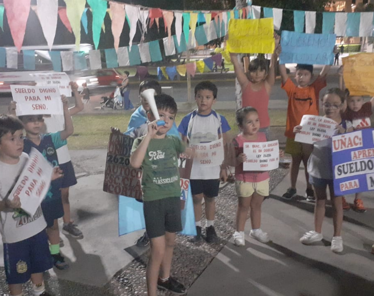 Fracasó otro intento de diálogo con los docentes 