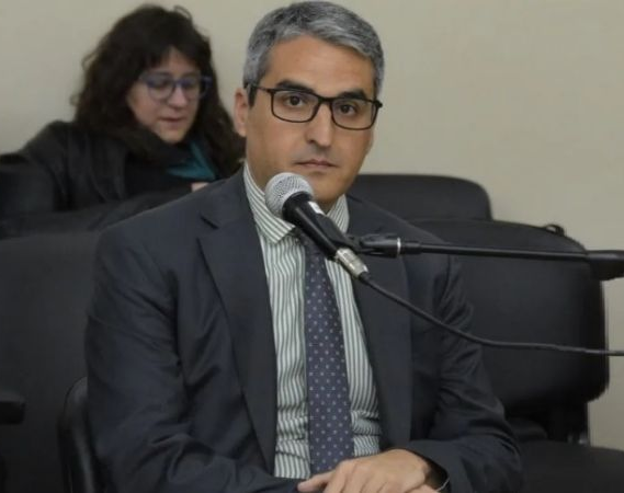 Acorralado por denuncias en su contra, renunció Juan Pablo Ortega