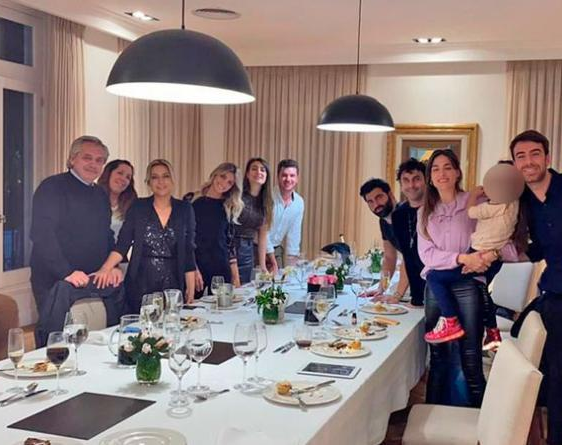 El juez aceptó las pruebas propuestas por Alberto Fernández y su mujer