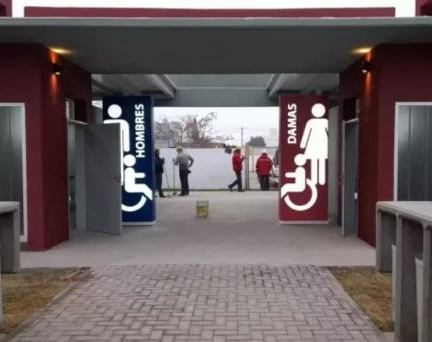 Nuevos sanitarios para quienes esperen el colectivo en la Estación Córdoba 