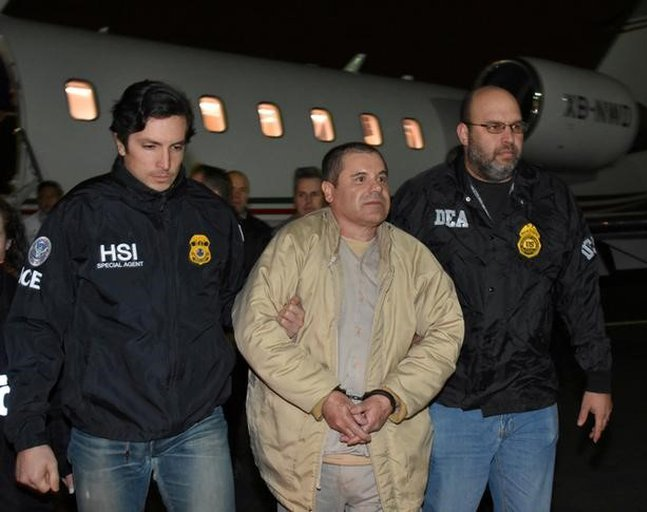 Insólito: mirá los lujos que tenía el Chapo Guzmán en prisión 