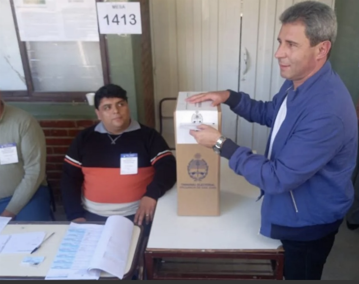 El gobernador Uñac votó y dijo que lo hizo acatando lo dictado por la Corte Suprema