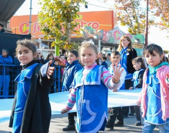 Ya se palpita el festejo del 25 de Mayo por las calles del centro sanjuanino