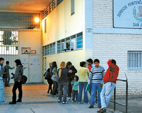 Quiso ingresar con droga al Penal escondida en el ano