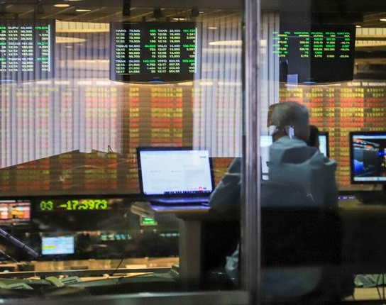 Dólar: tras tocar los $280, el BCRA tuvo que vender 98 M para hacerlo bajar a $260
