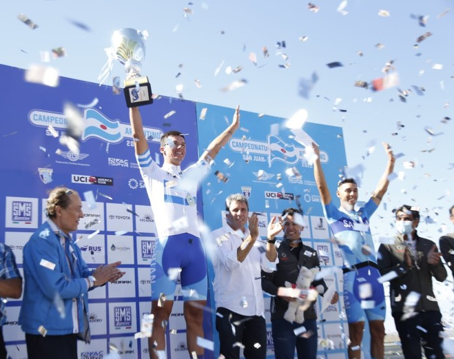 Emiliano Contreras de Chimbas Te Quiero es el nuevo campeón argentino de ciclismo 