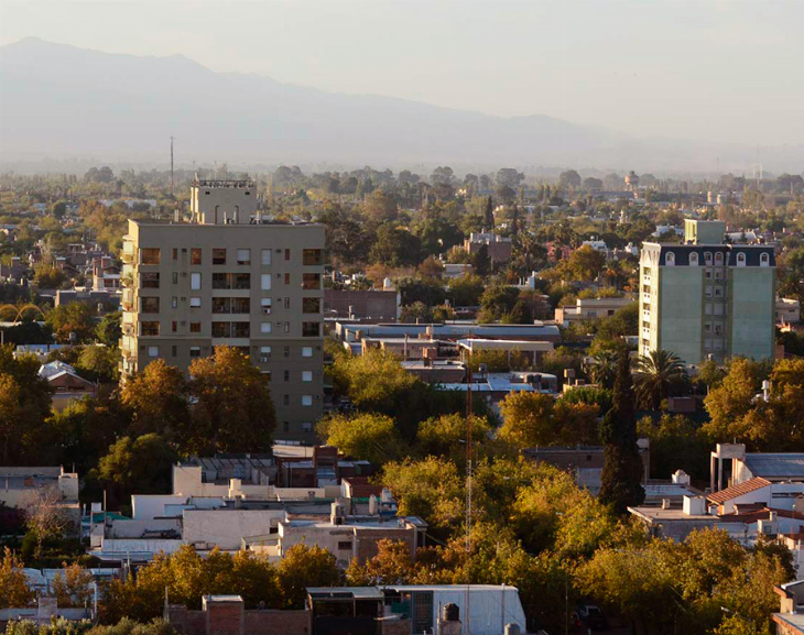 Calor y lluvia: El pronóstico para este viernes